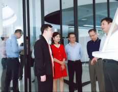广东省工业和信息化局莅临长沙阳光短视频营销策划有限公司调研制造业创新中心建设情况 